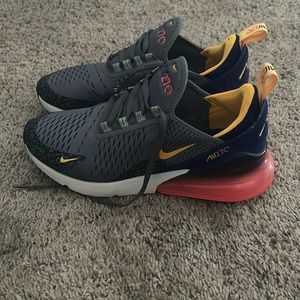 Lightly used W8 or kids 6 Nike 270 sneakers gray, pink, yellow